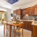 Villa Galatea *